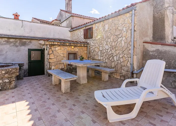 Antique House Vakantiehuis Orlec