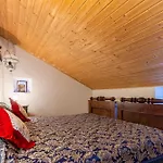 Antique House Orlec