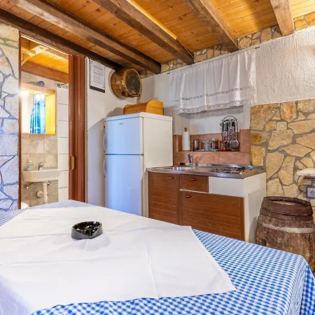 Antique House Prázdninový dům Orlec